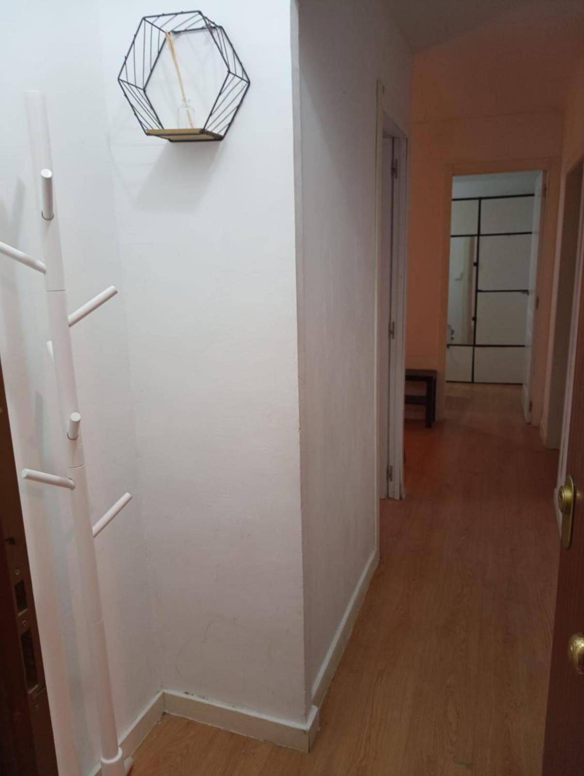 Apartamento 3 Dormitorios En Sanchez Preciados Madrid Extérieur photo